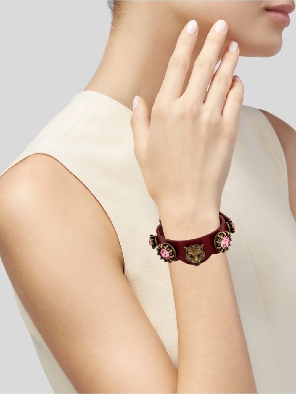 🔥Gucci Crystal & Leather Feline Head Wrap Bracelet full inclusion with COA🔥